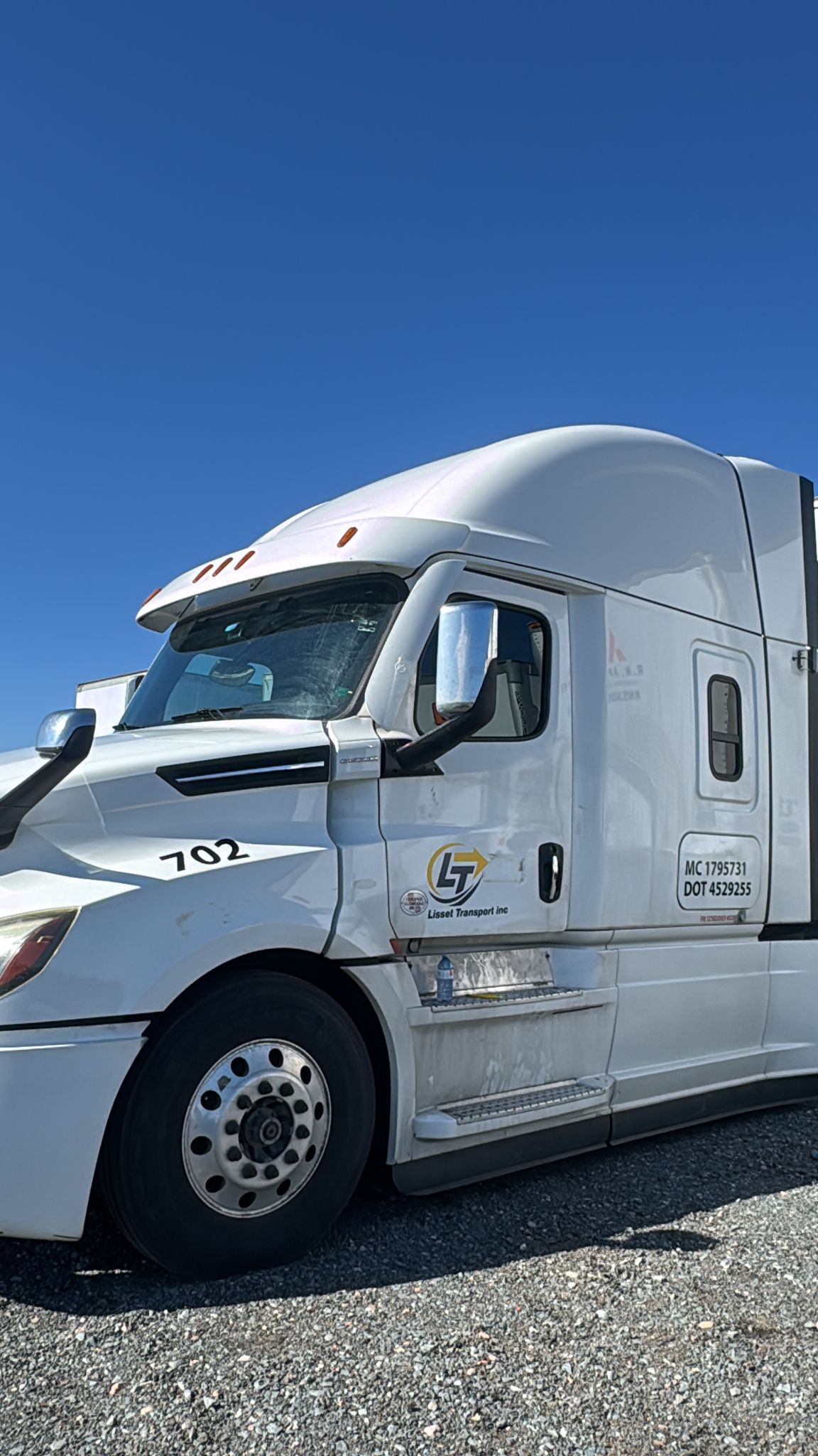 Lisset Transport delivery